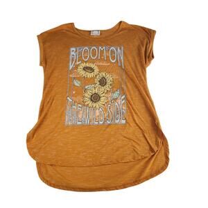 TRUSELF Bloom on The Wild Side Sunflower Graphic Top Womens M Orange Boho Indie
